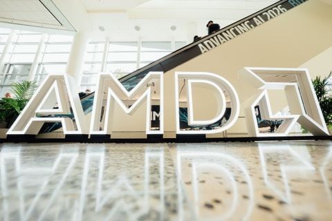 7 22 AMD AI Other 48
